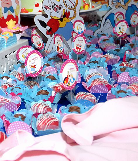 Tags personalizadas Alice (und)